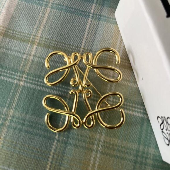"LOEWE Anagram Gold BroochAuthentic, New with Box & Shopping Bag"